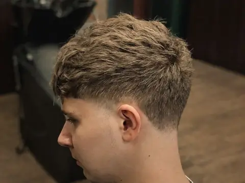 Crop z grzywką i taper — Boske Barber Rzeszów