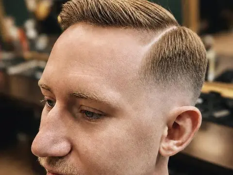 Przedziałek z hard partem — Boske Barber Rzeszów