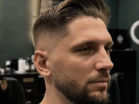Quiff i broda — przód — Boske Barber Rzeszów