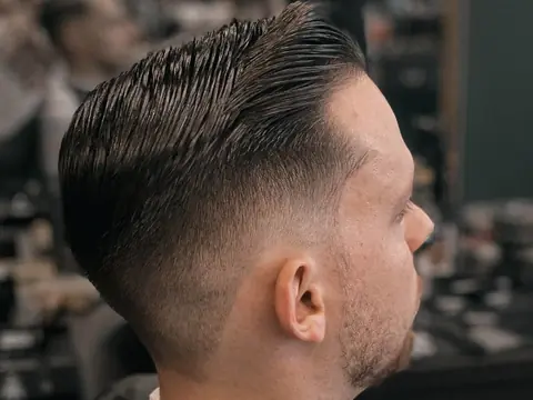 Slick back z taper — Boske Barber Rzeszów