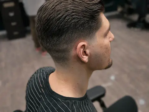 Tekstura z taper — tył i bok — Boske Barber Rzeszów